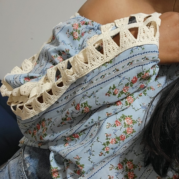 ROMEO JULIET BLUE TUNIC CROCHET TOP - Picture 10 of 12